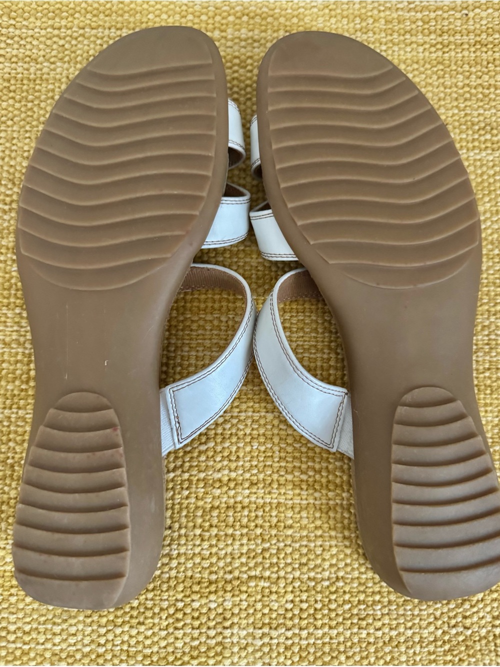 Judith, Women’s  Strappy Slide Sandals, Size 9 - Picture 6 of 6